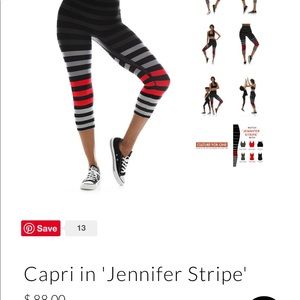 NWT K-Deer Jennifer stripe Capri XSMALL